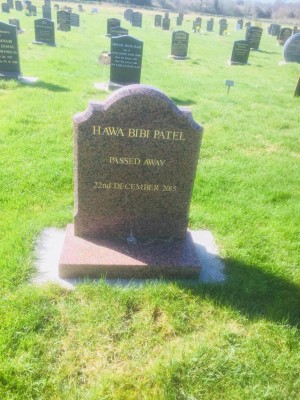 Islamic Headstones & Kerbed Memorial for Graves in London