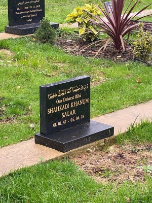 Islamic Headstones & Kerbed Memorial for Graves in London