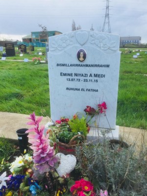 Islamic Headstones & Kerbed Memorial for Graves in London