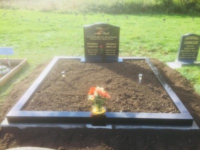 Islamic Headstones & Kerbed Memorial for Graves in London